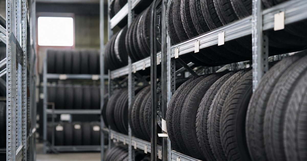 Which rack labeling system works best for a busy tire storage program?